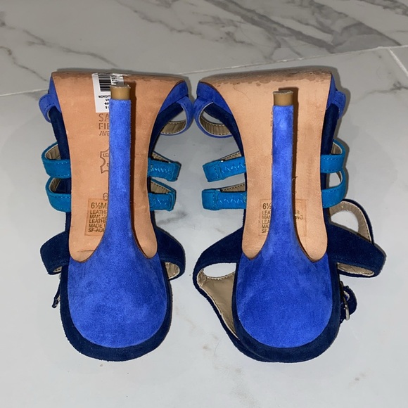 Saks Fifth Avenue heels. - Picture 8 of 13